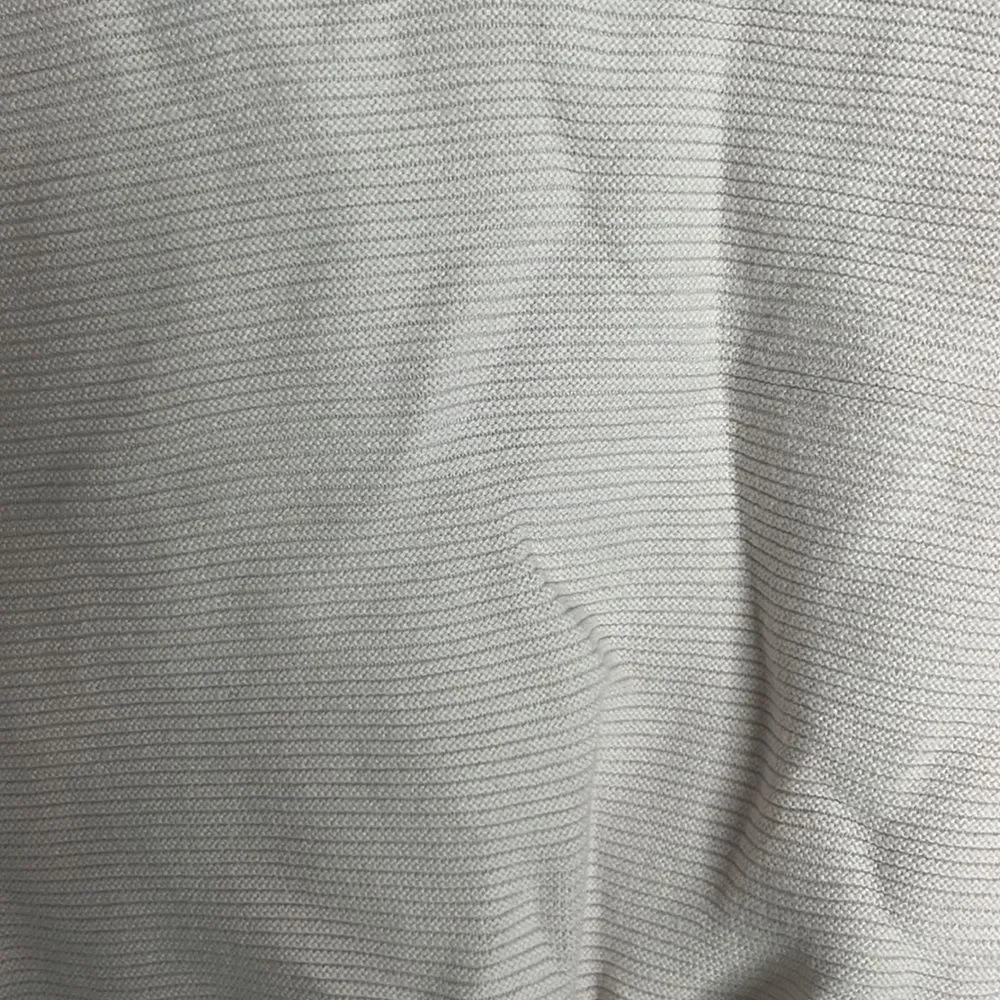 Women’s Medium Wishlist Crop Tank Top - Picture 4 of 4